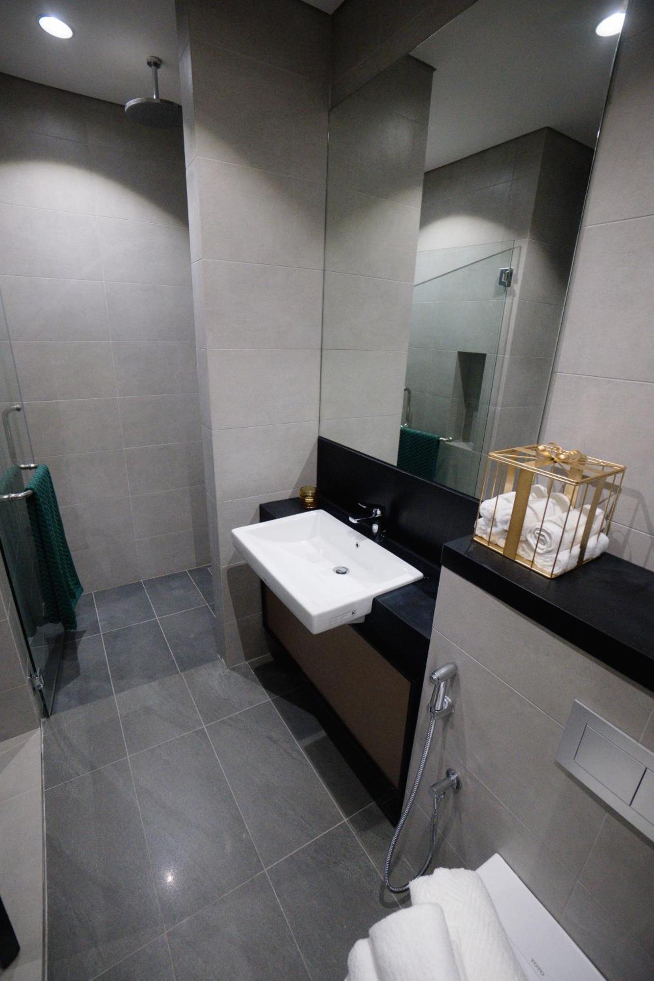 Apartemen 8 Kia Peng